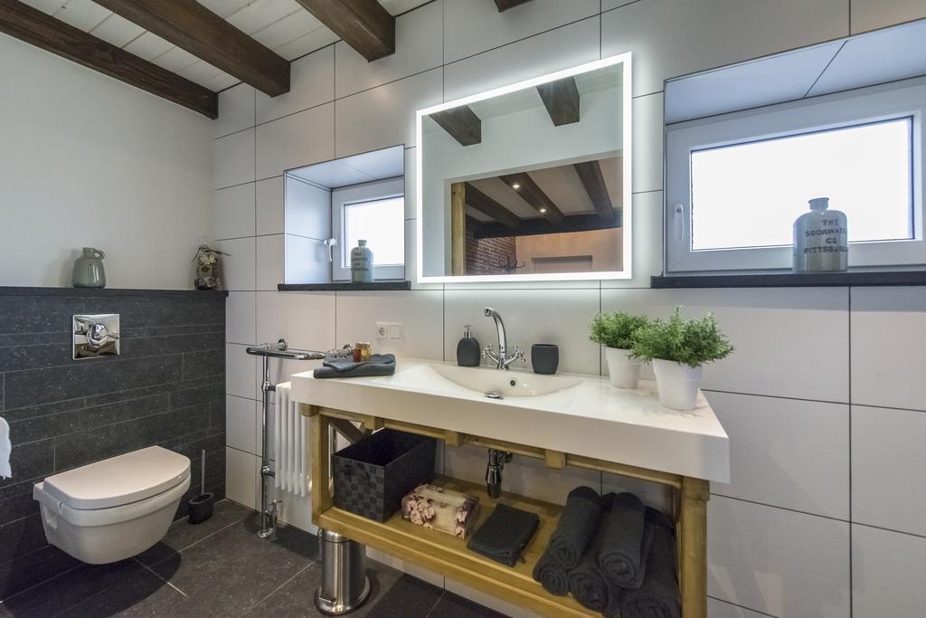 Op Geneijgen Bed & Breakfast Grathem Bagian luar foto